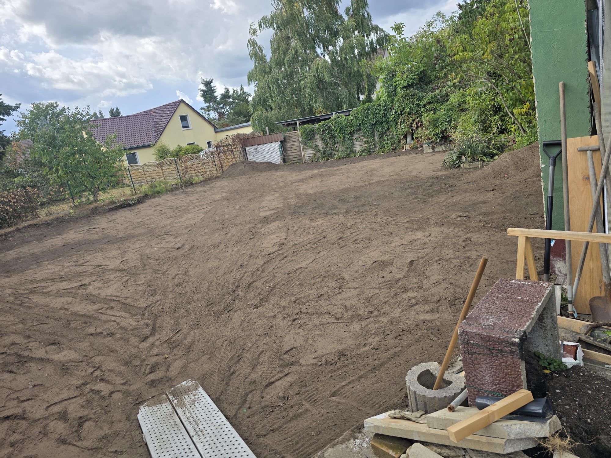 Gartenfläche freiräumen – Nachher